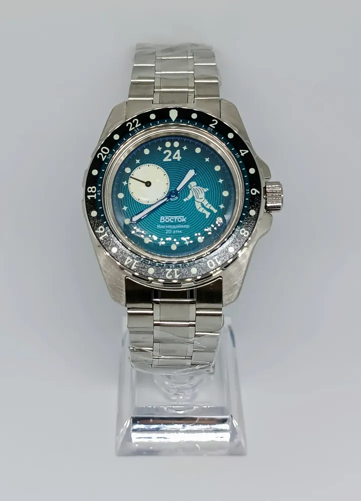 Vostok Amphibia 14038B Luna Dude Watch [Exclusive] - Image 3