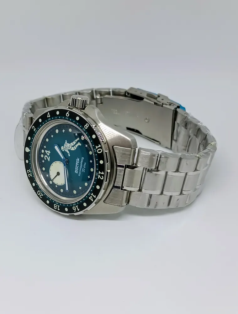 Vostok Amphibia 14038B Luna Dude Watch [Exclusive] - Image 6
