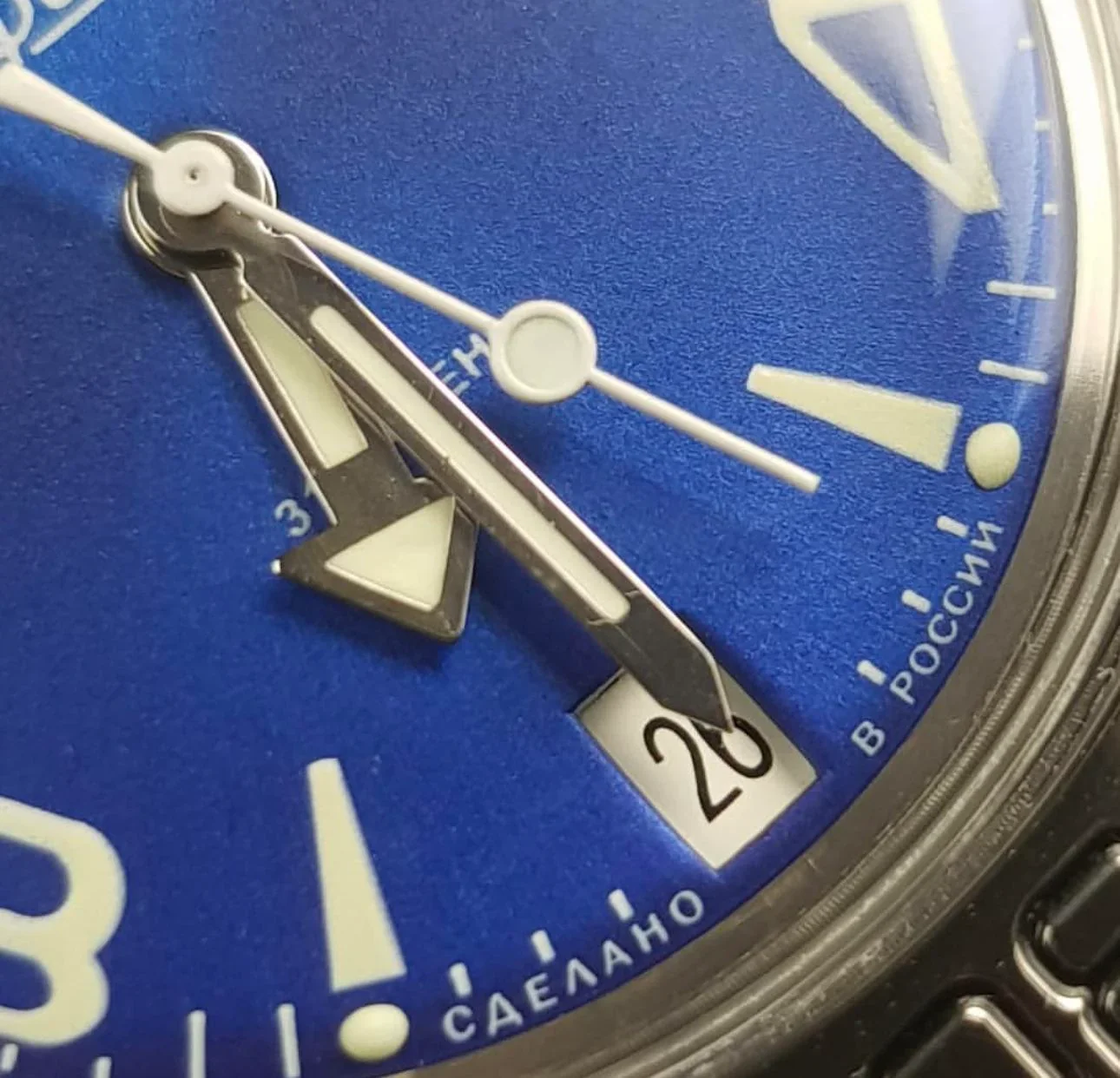Vostok Amphibia 160272 Automatic Watch - Image 5