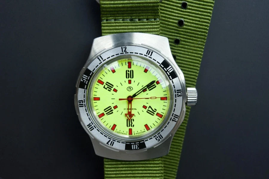 Vostok Amphibia 16032V Watch Pripyat Chernobyl - Image 4