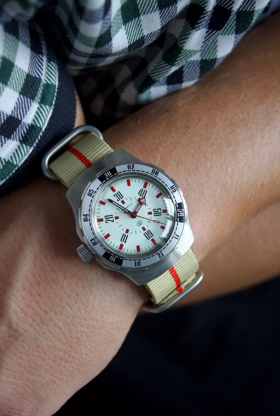 Vostok Amphibia 16073V Watch Pripyat Chernobyl [Exclusive] - Image 3