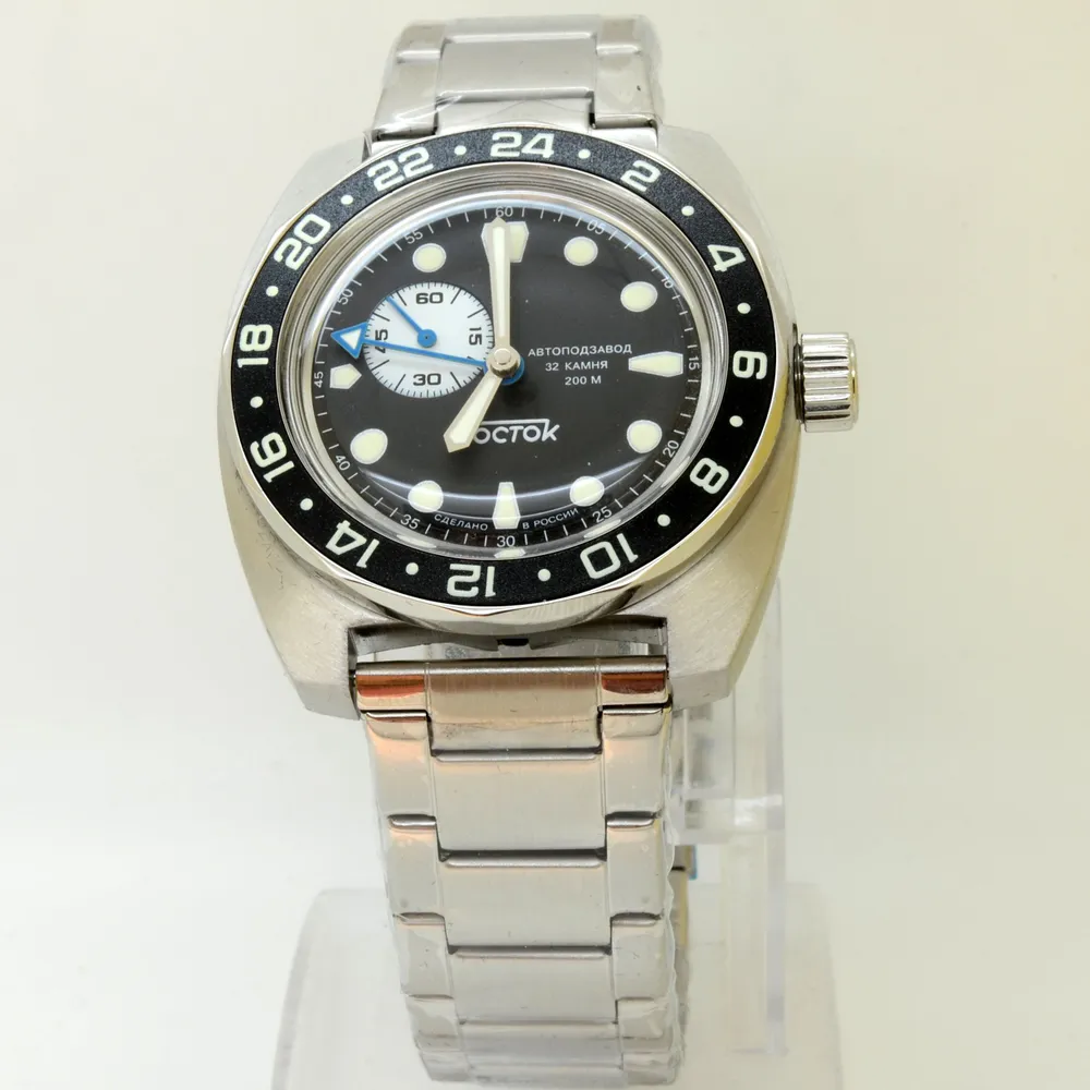Vostok Amphibia 17037B GMT Batman Watch - Image 4