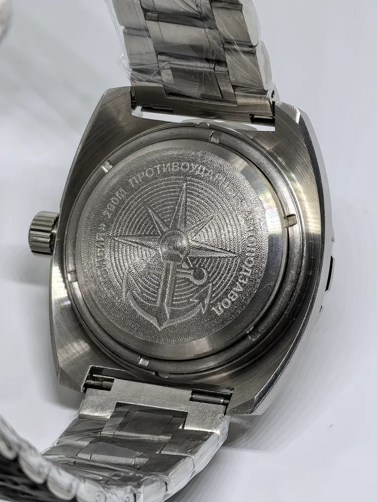 Vostok Amphibia 17053G Watch [Exclusive] - Image 8