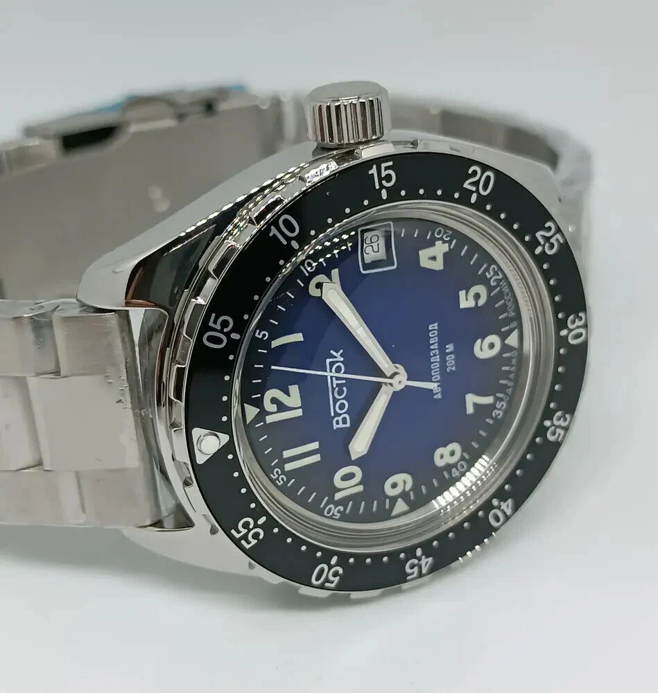 Vostok Amphibia 20001V Watch - Image 9