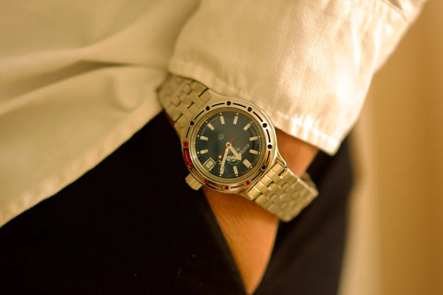 Vostok Amphibia 420059 Watch - Image 9