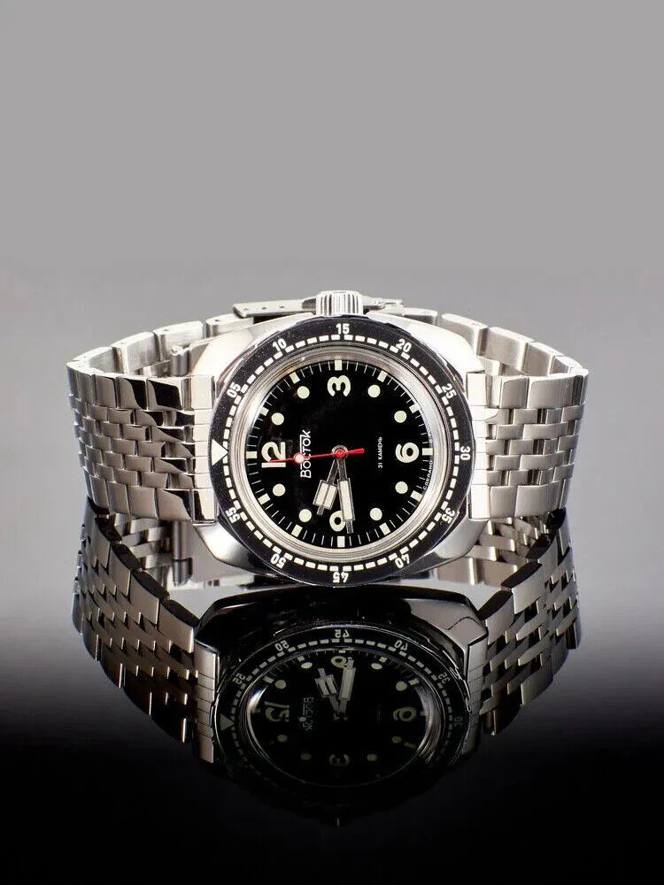 Vostok Amphibia 71067A Automatic Watch - Image 4