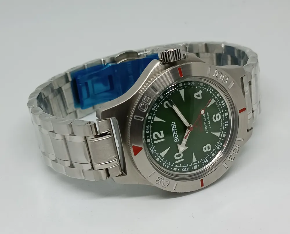 Vostok Amphibia 74093B Elbrus Watch - Image 5