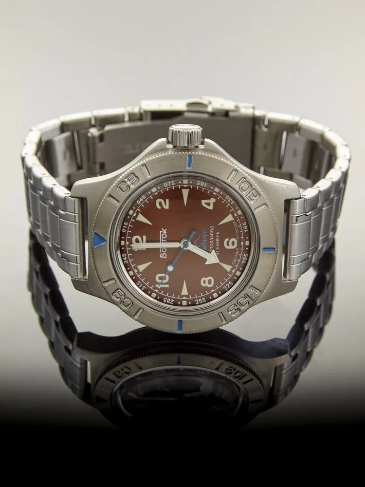 Vostok Amphibia 74095B Elbrus Special Edition Watch - Image 4