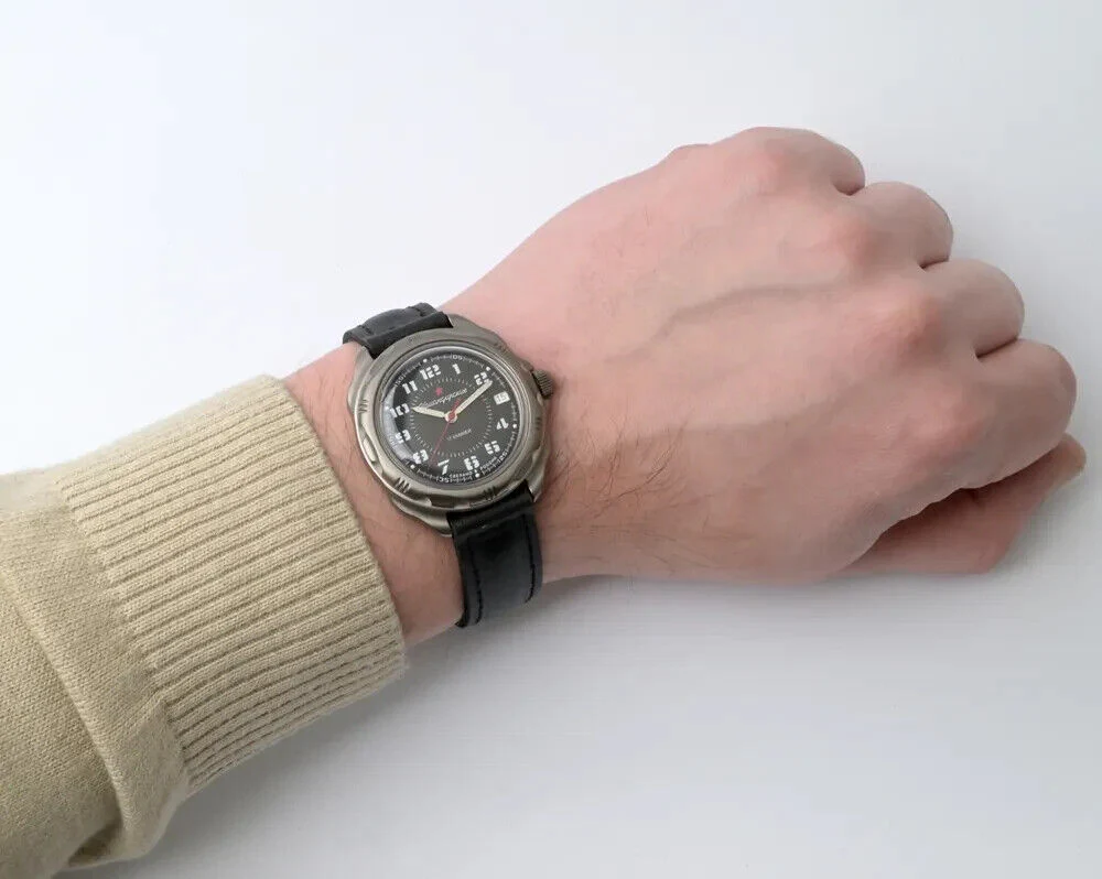 Vostok Komandirskie 216186 Mechanical Russian Military Watch - Image 9