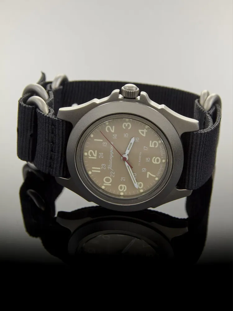 Vostok Komandirskie 30698V Watch Automatic - Image 3