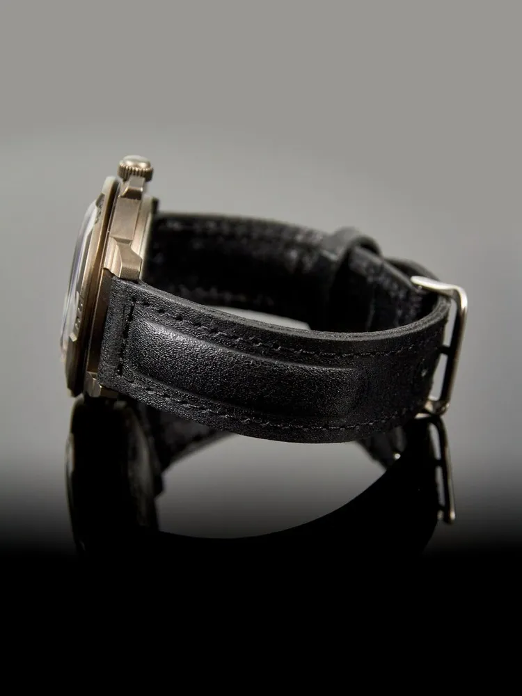 Vostok Komandirskie 436831 Mechanical Submarine Watch - Image 4
