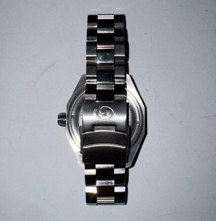 Vostok Komandirskie 650840 Watch For Parts or Repair - Image 3