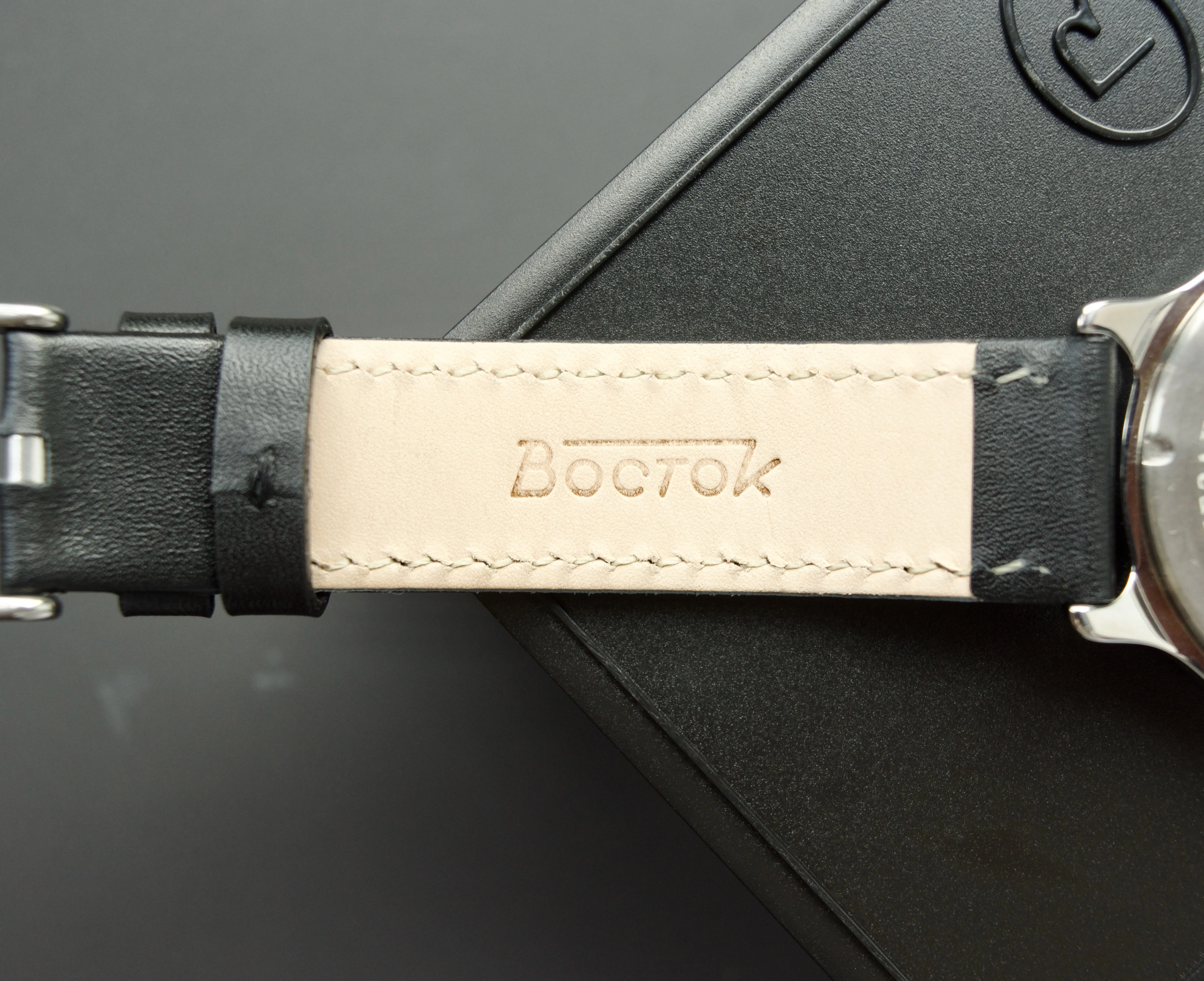 Vostok Retro 550946 Watch - Image 5